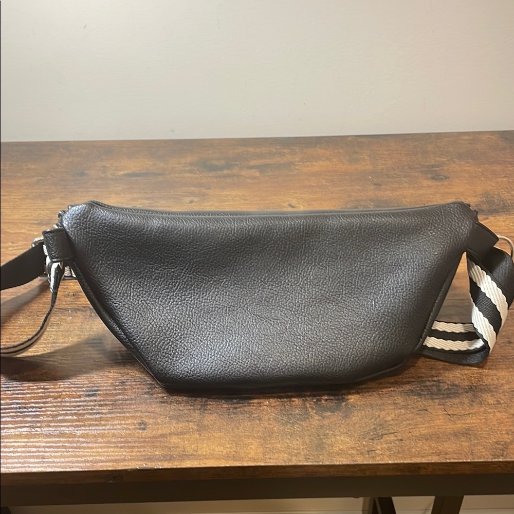 Ulta Beauty Black Crossbody Bag with Striped Strap - Picture 8 of 8